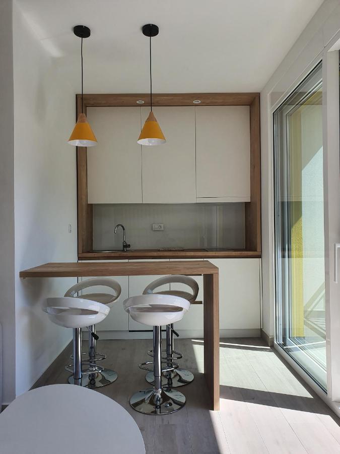 Viola Lux Apartments Kotor Bagian luar foto