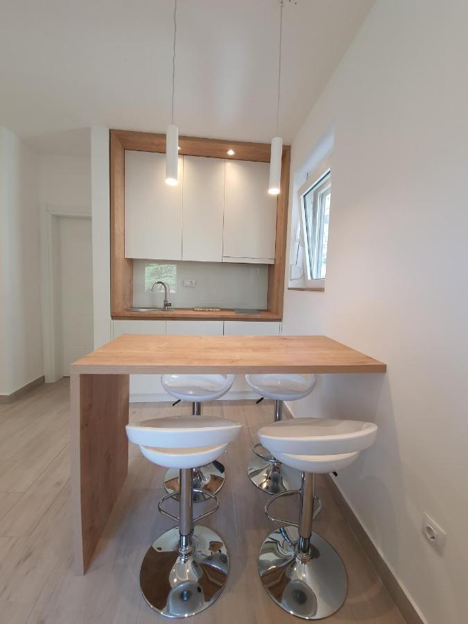 Viola Lux Apartments Kotor Bagian luar foto