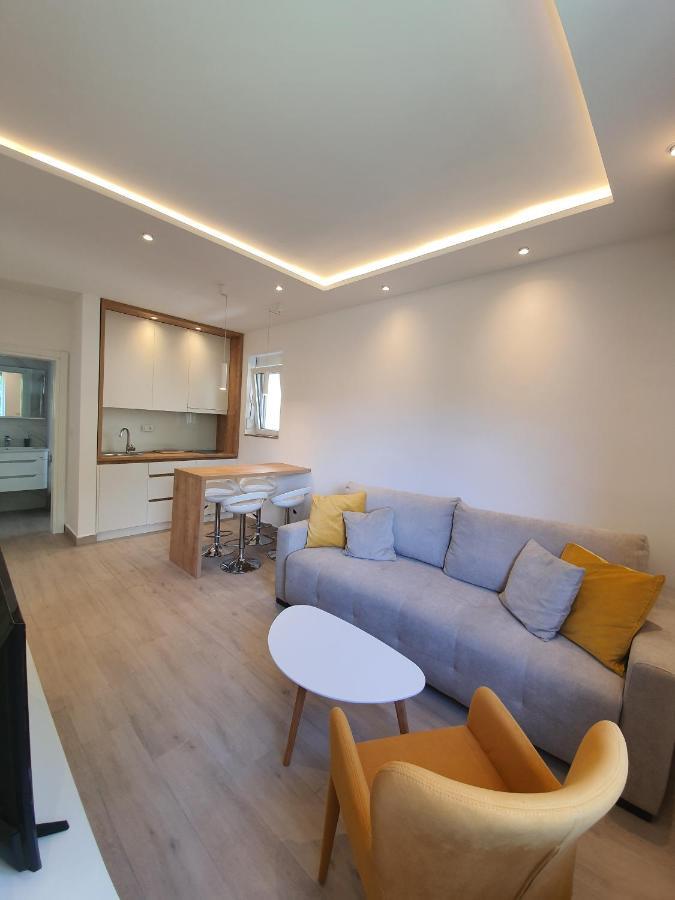 Viola Lux Apartments Kotor Bagian luar foto